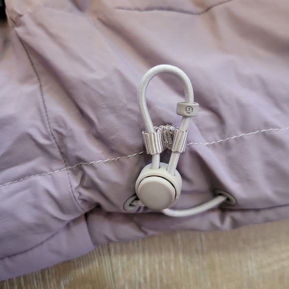 Lululemon Hooded Insulated Wrap in Heathered Purple Size 4 - Picture 9 of 13